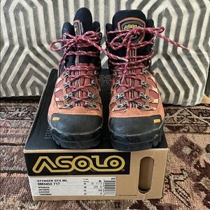 Asolo Women's Lace Up Boots - Red and Black